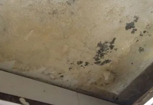 滦县阳台漏水维修公司分享下滦县卫生间渗水维修需要注意哪些问题。
